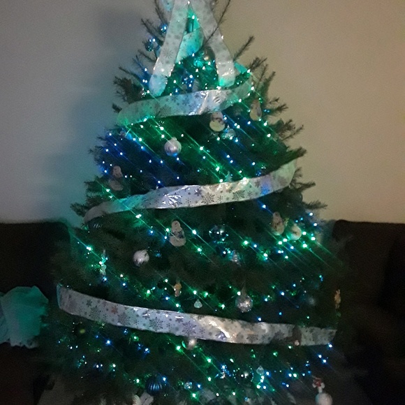 Meet your Posher, Jewell - Picture 1 of 1